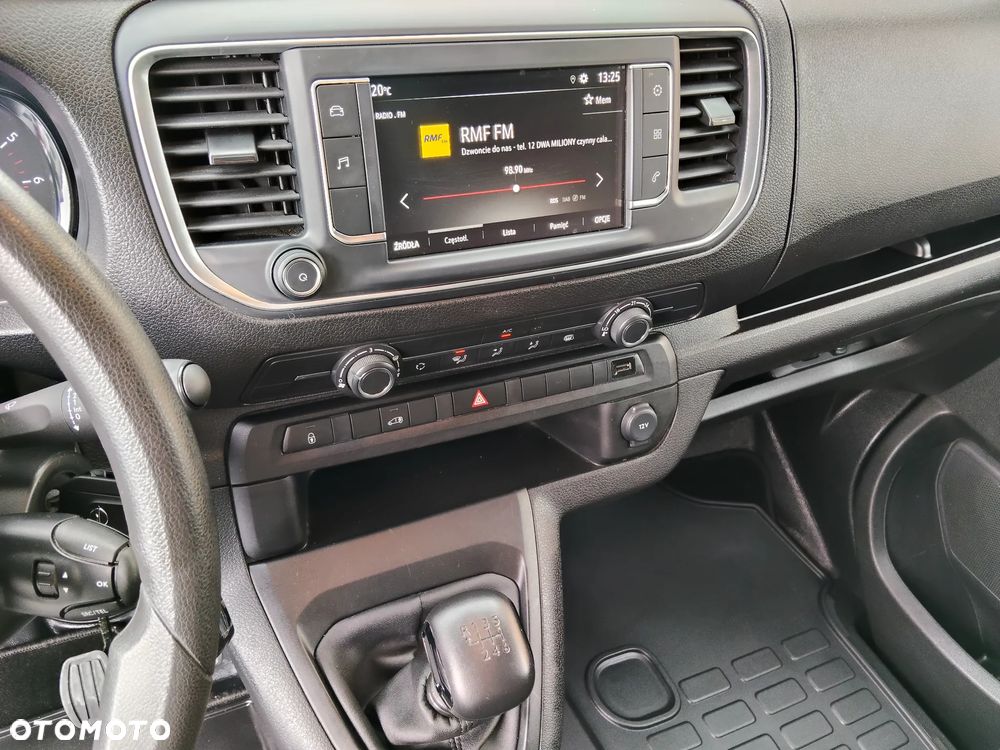 Opel Vivaro - 15
