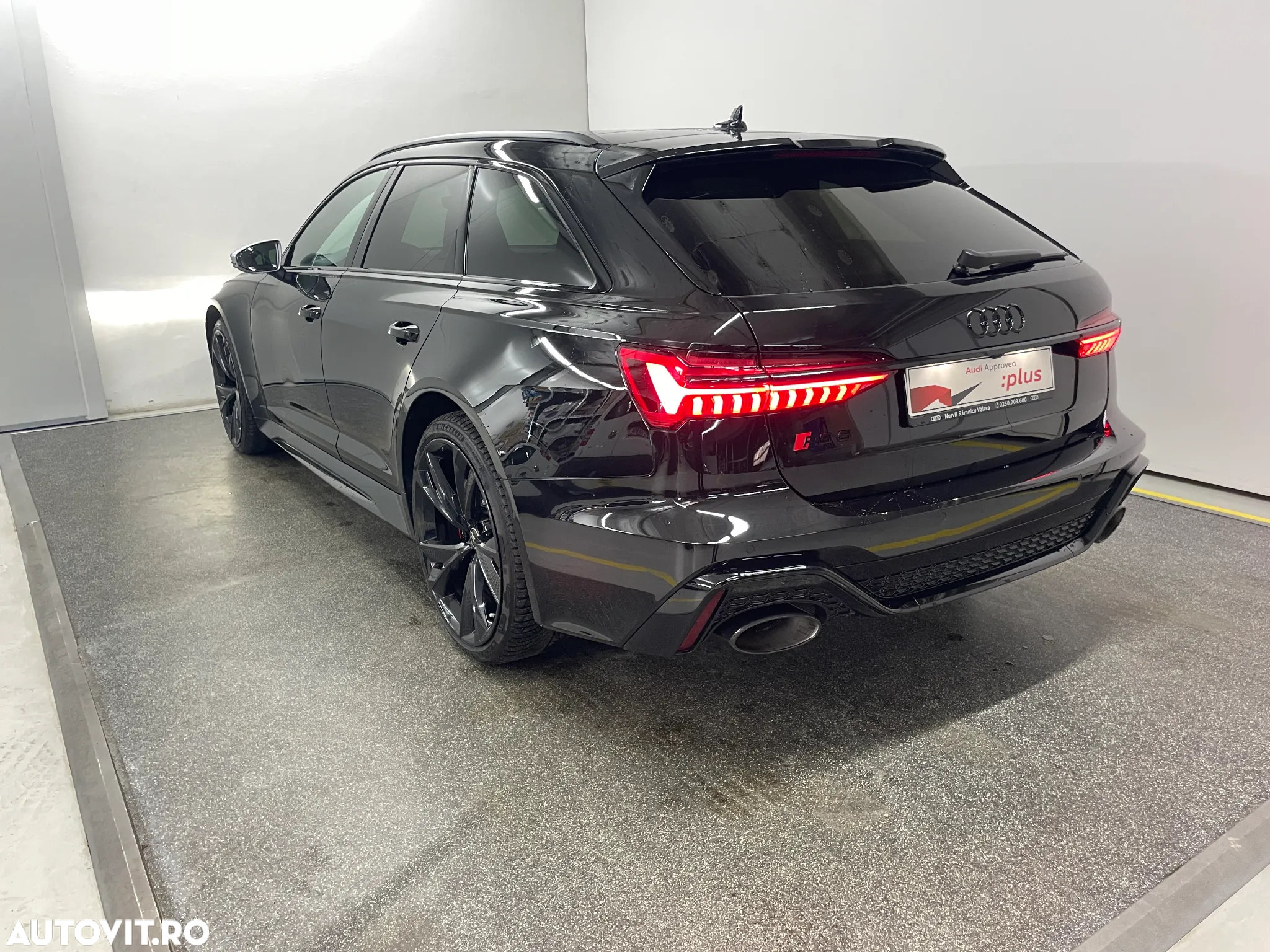 Audi RS6 Avant 4.0 TFSI quattro Tiptronic - 3