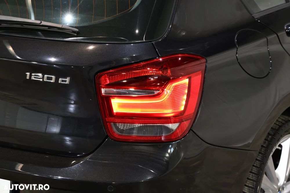 BMW Seria 1 120d DPF Aut. - 36