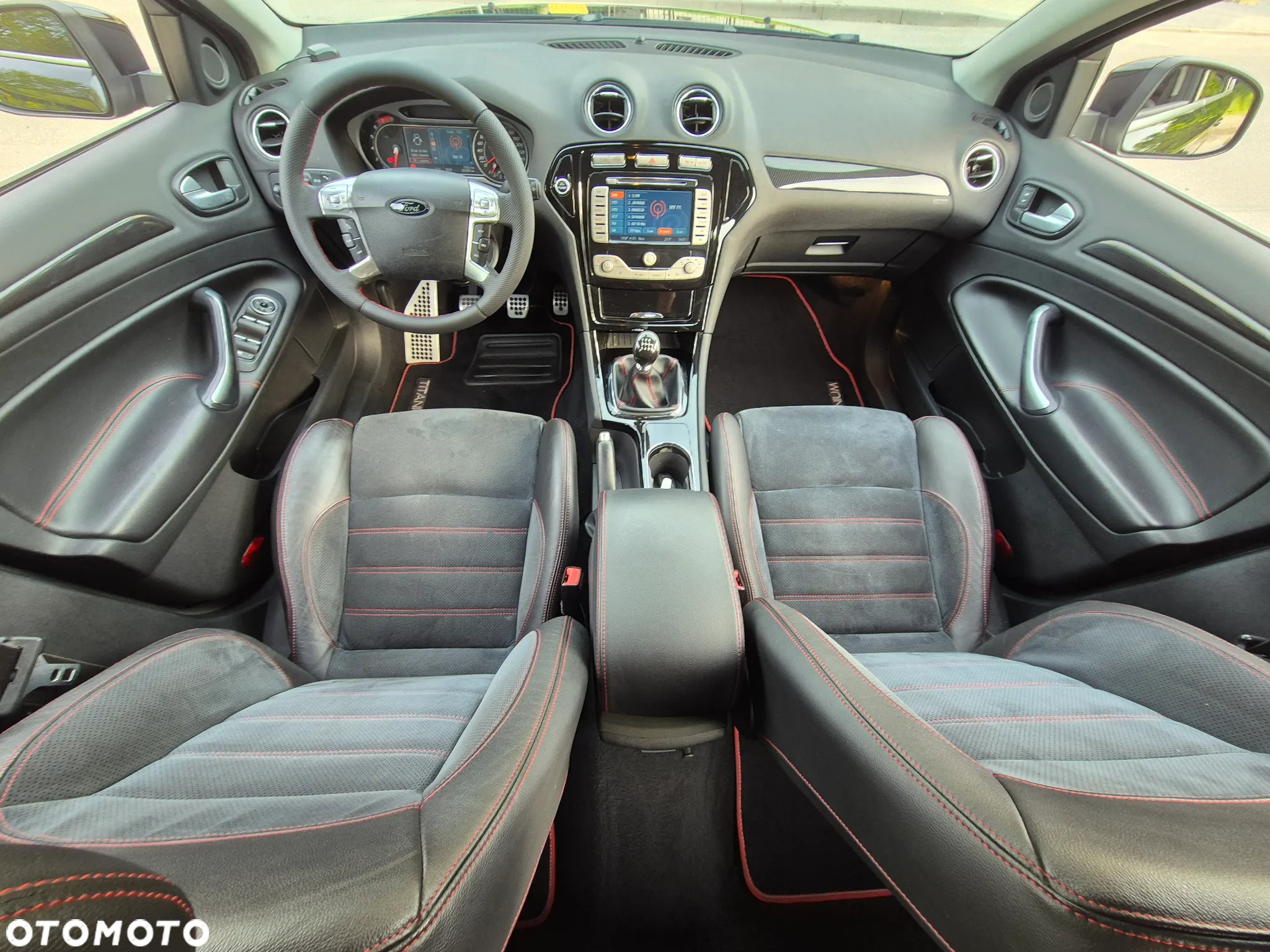 Ford Mondeo 2.5 Titanium S - 39
