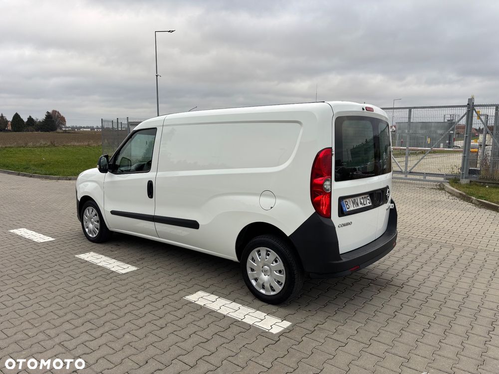 Opel COMBO - 4