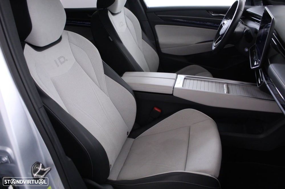 VW ID.7 Tourer 77 kWh Pro Urban - 14