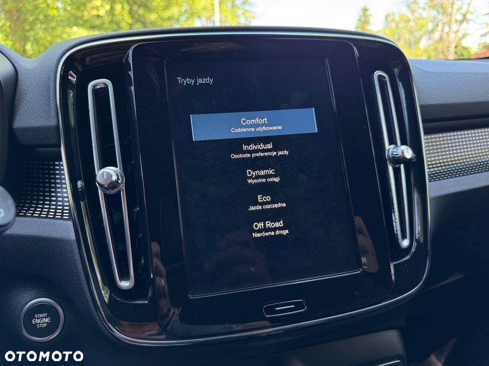 Volvo XC 40 B4 B Geartronic RDesign - 32
