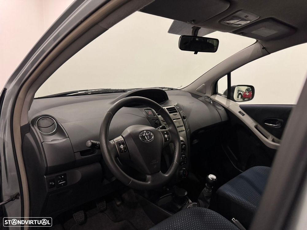 Toyota Yaris 1.4 D-4D SE Sport - 6
