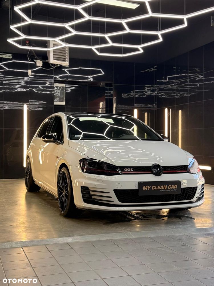 Volkswagen Golf 2.0 TSI BMT GTI Performance DSG - 2