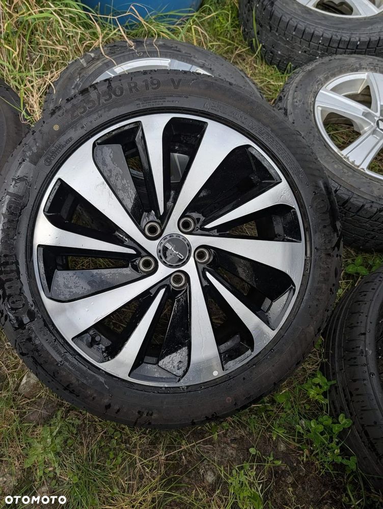 KOMPLET ALUFELG KÓŁ BYD 5X120 R19 NOWE Z OPONAMI. - 2