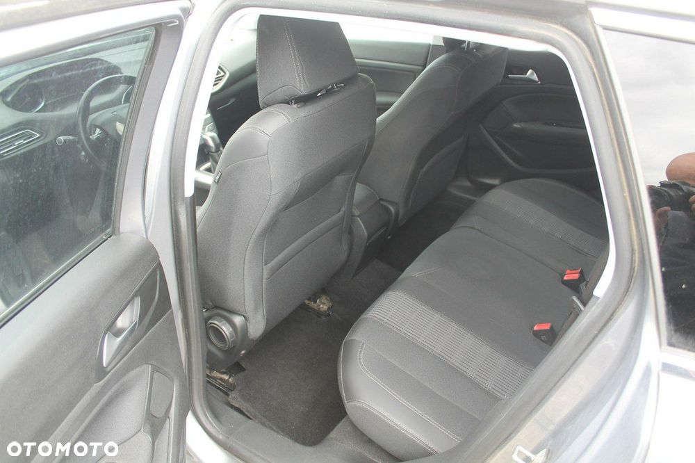 Peugeot 308 - 10