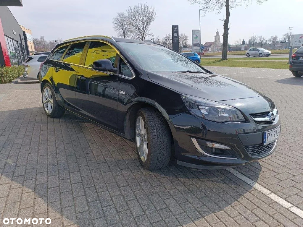 Opel Astra 1.6 D (CDTI) Start/Stop Sports Tourer Dynamic - 3