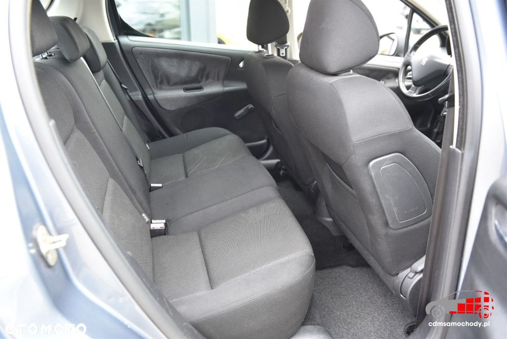 Peugeot 207 - 17