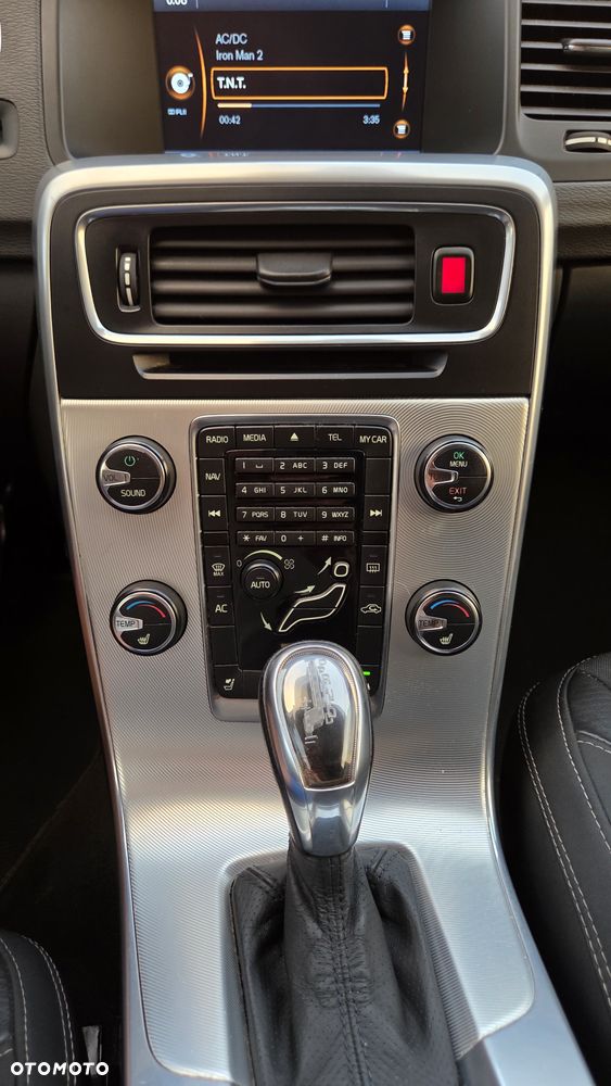 Volvo V60 D5 Geartronic RDesign - 8