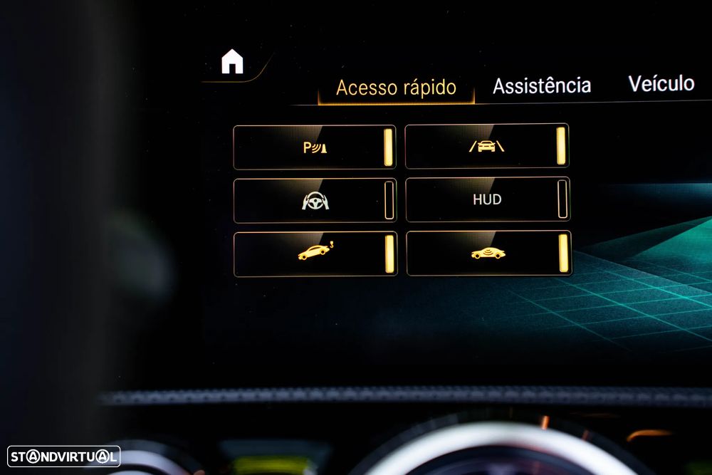Mercedes-Benz CLA 35 AMG 4Matic Speedshift 8G-DCT Line Advanced Plus - 38