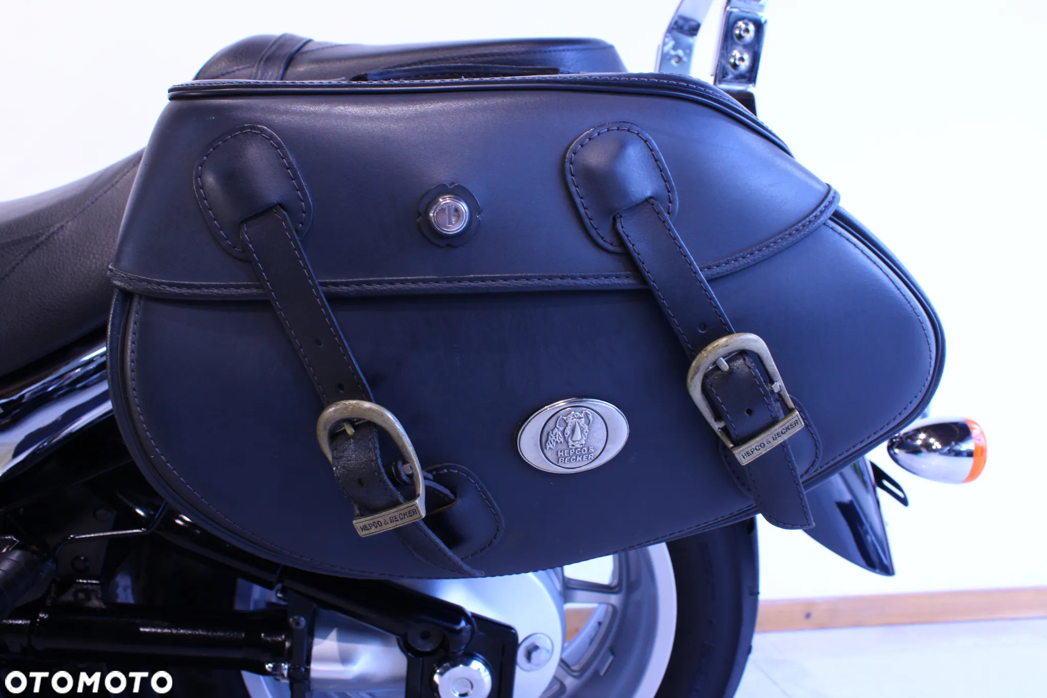 Suzuki Intruder - 33