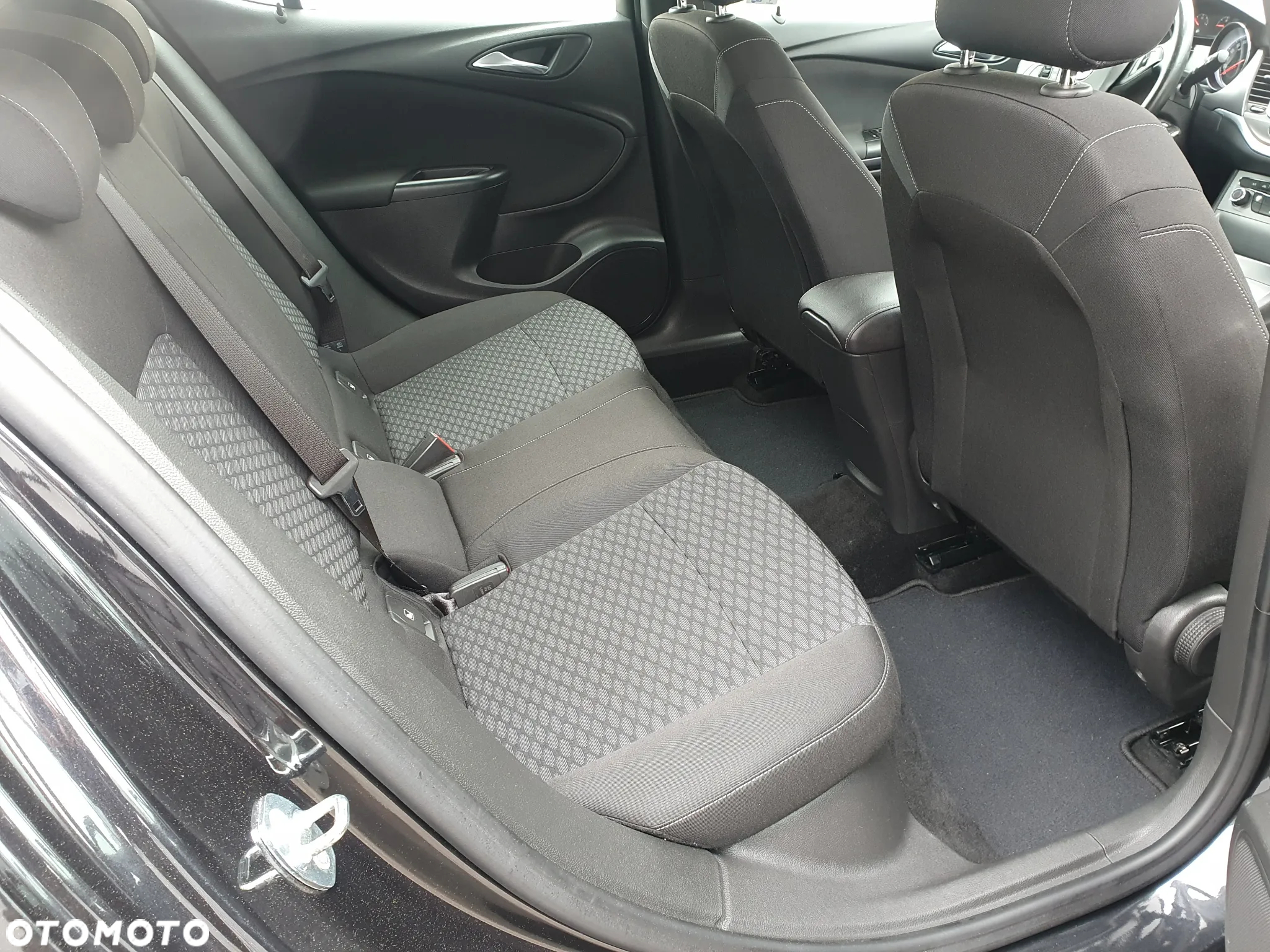 Opel Astra 1.6 CDTI DPF ecoFLEX Start/Stop Edition - 7