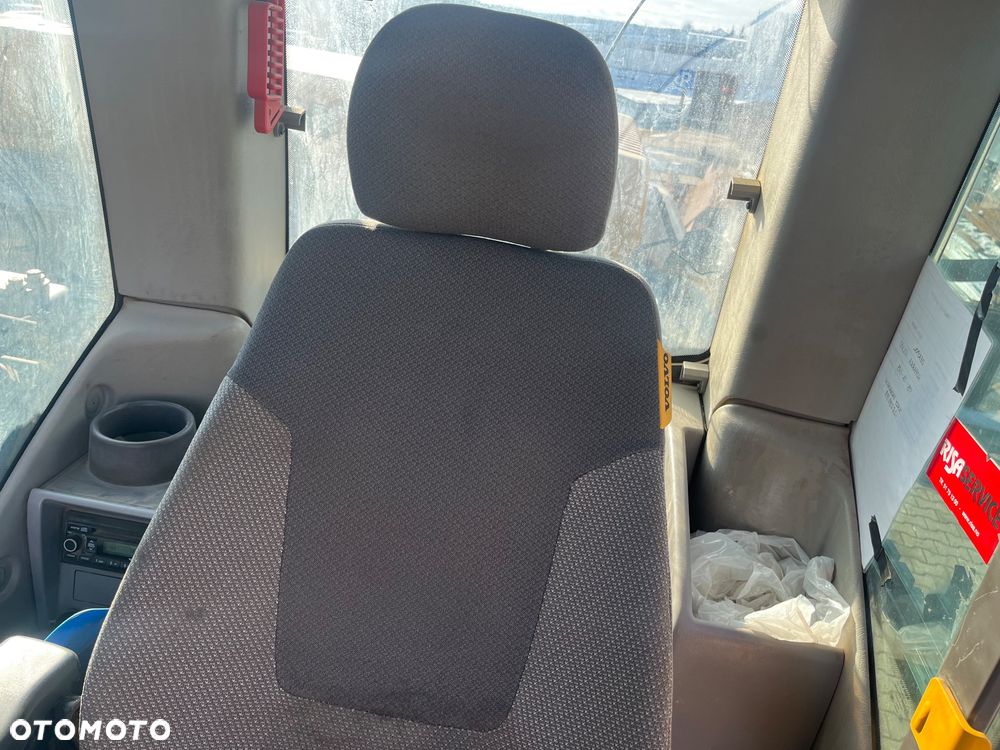 Volvo EC 250 DL - 14