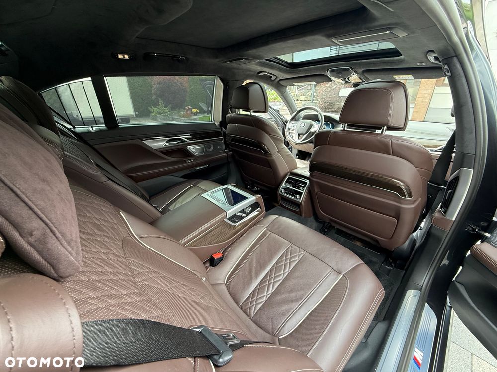 BMW Seria 7 750Ld xDrive - 34