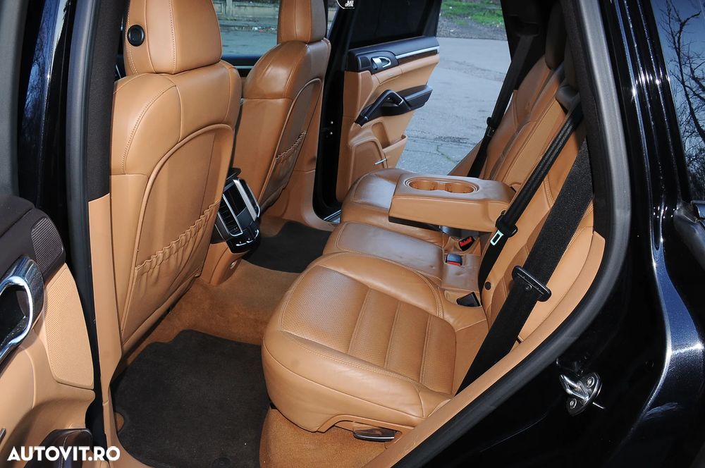 Porsche Cayenne 3.0TD TipTronic - 20