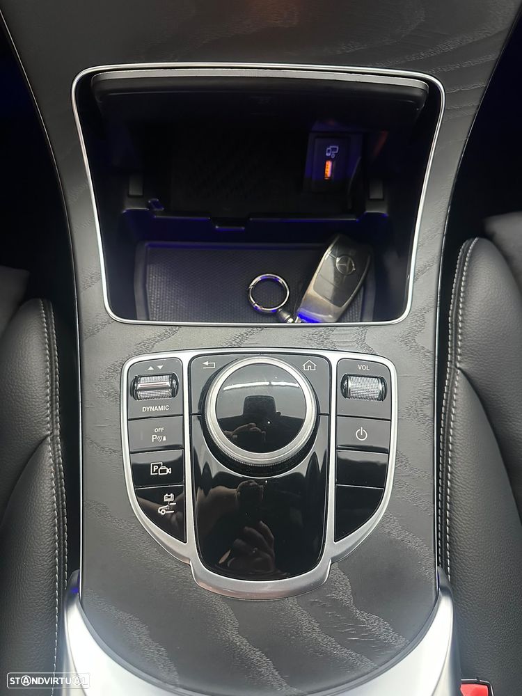 Mercedes-Benz C 300 - 24