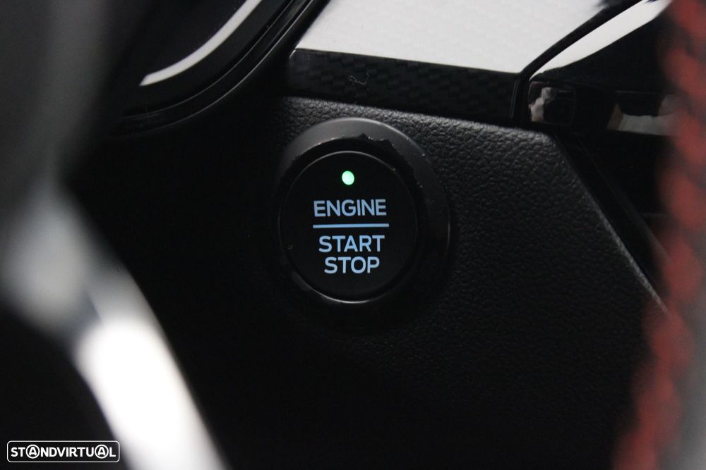 Ford Kuga 1.5 TDCi EcoBlue Titanium Aut. - 24