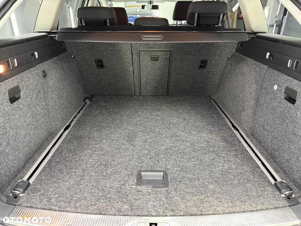 Skoda Superb 1.8 TSI Elegance DSG - 25