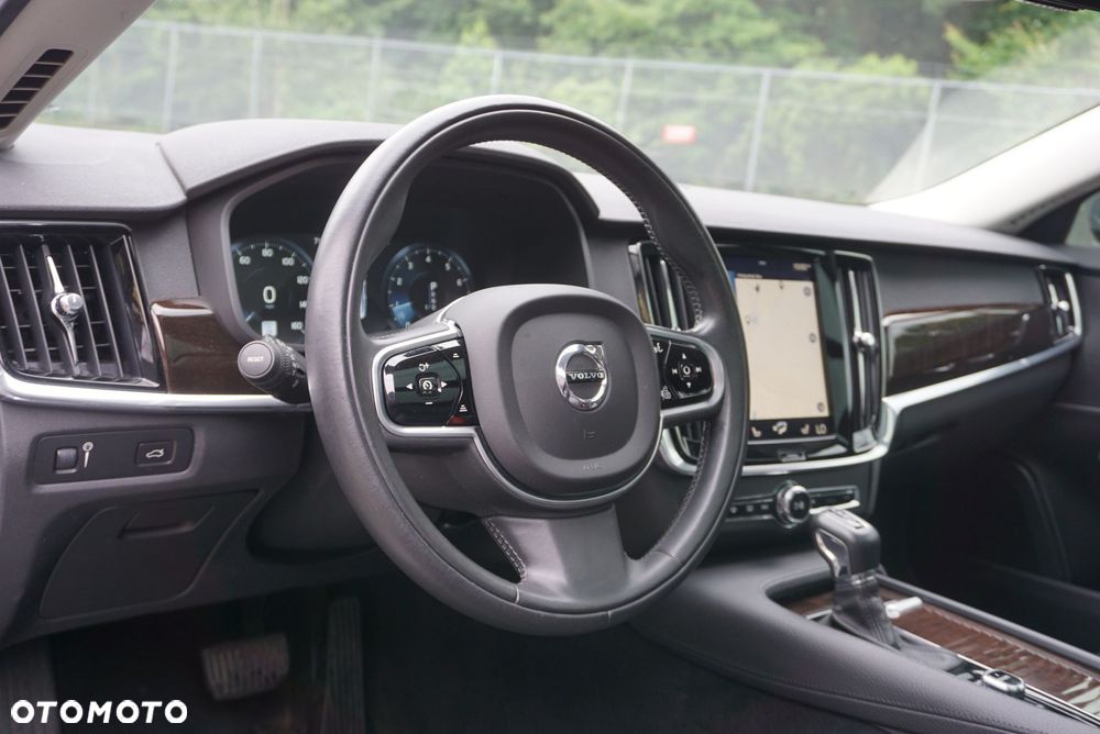 Volvo S90 T6 AWD Momentum - 15