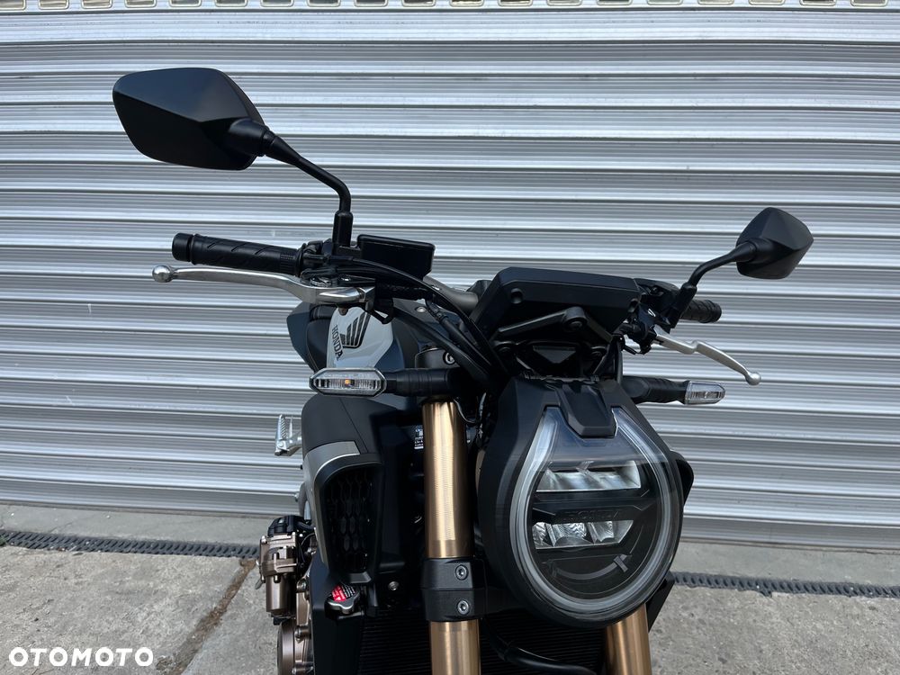 Honda CB - 25