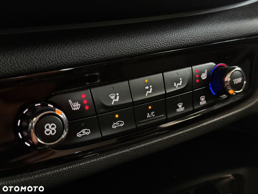 Opel Insignia 2.0 CDTI Exclusive S&S - 9