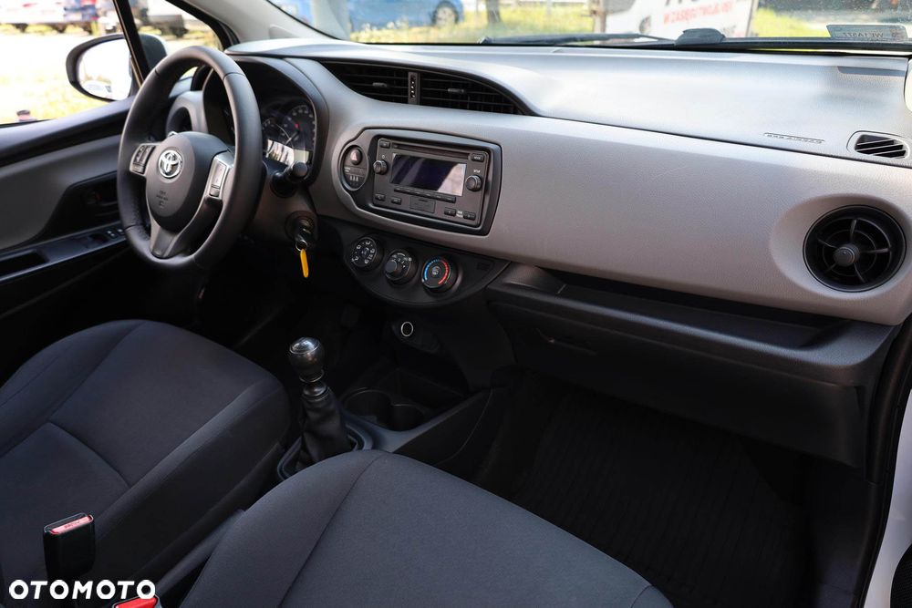 Toyota Yaris 1.5 Active - 24