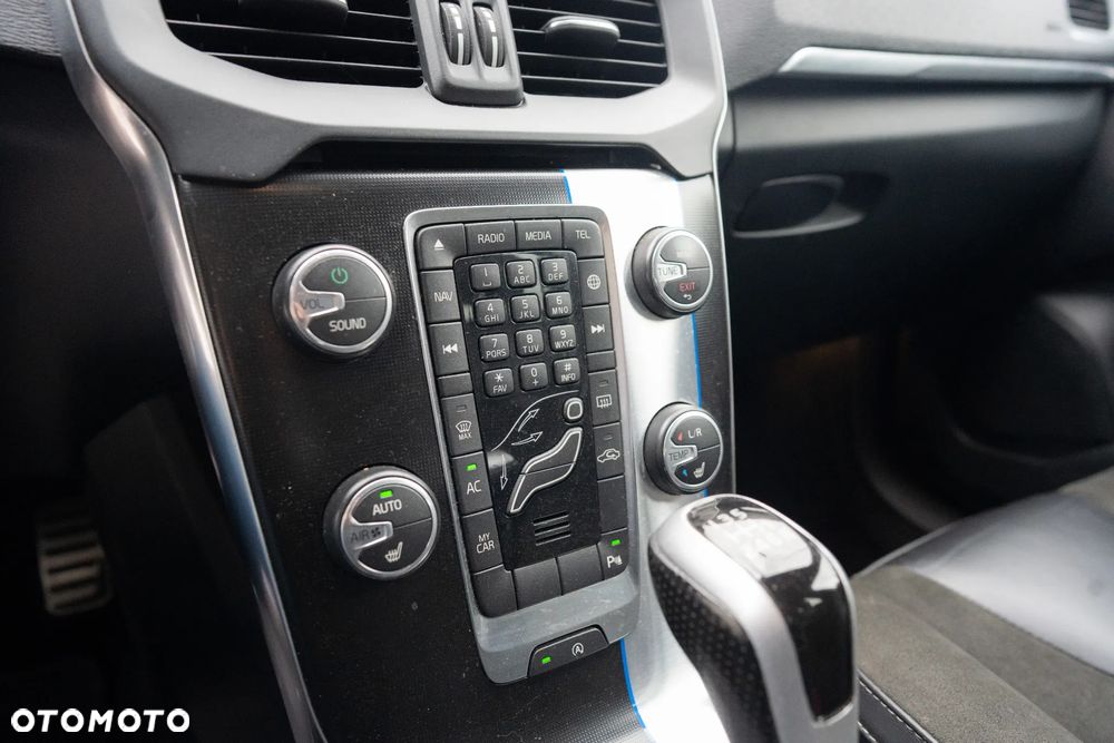Volvo V40 D2 RDesign - 15
