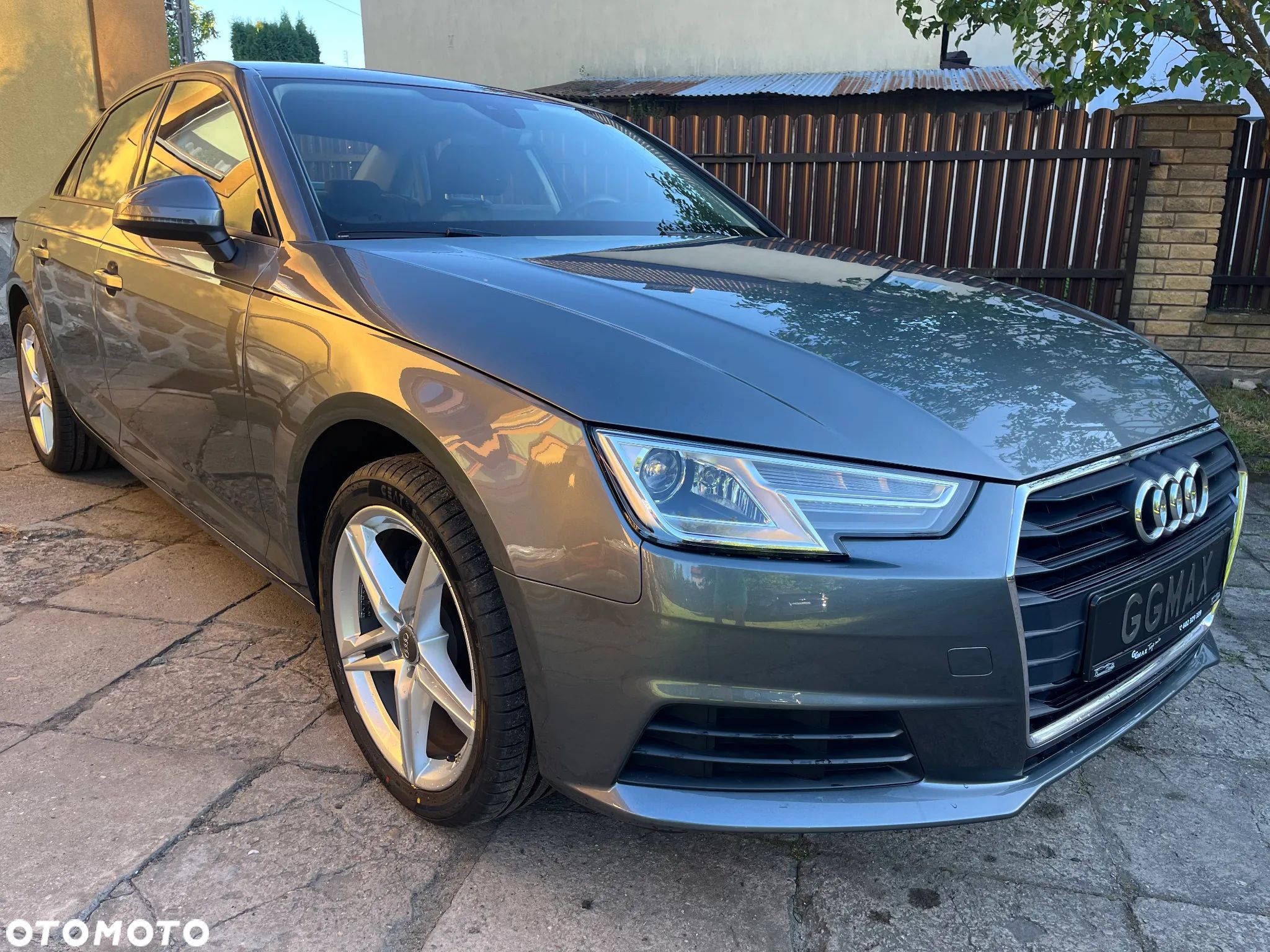 Audi A4 2.0 TDI S tronic sport - 1