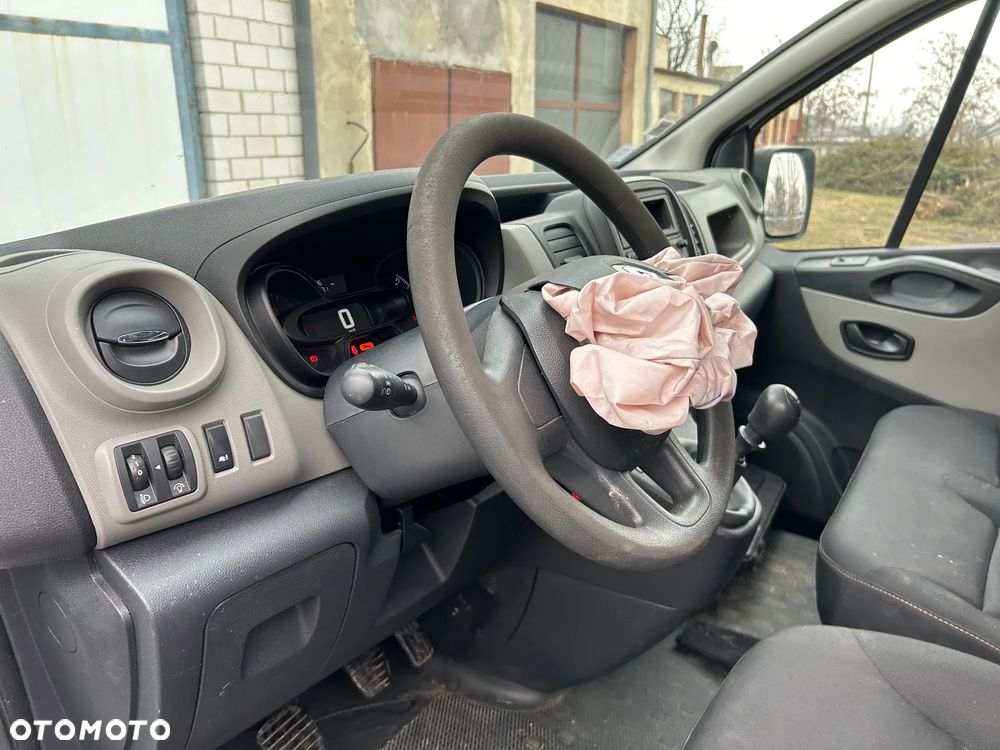 Renault Trafic - 10