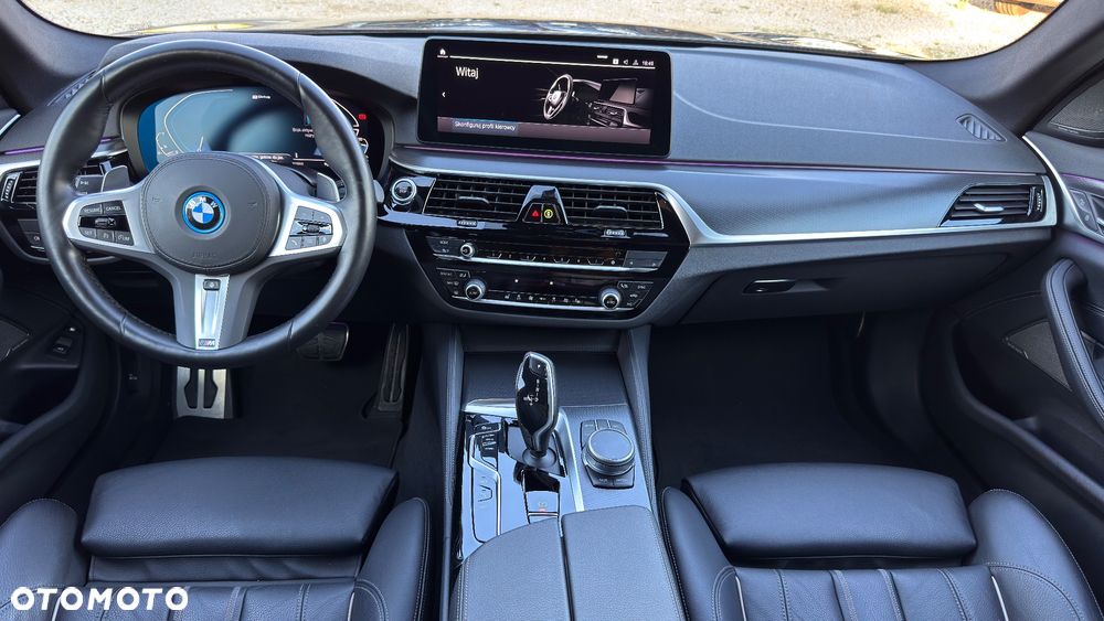 BMW Seria 5 530e xDrive M Sport sport - 17