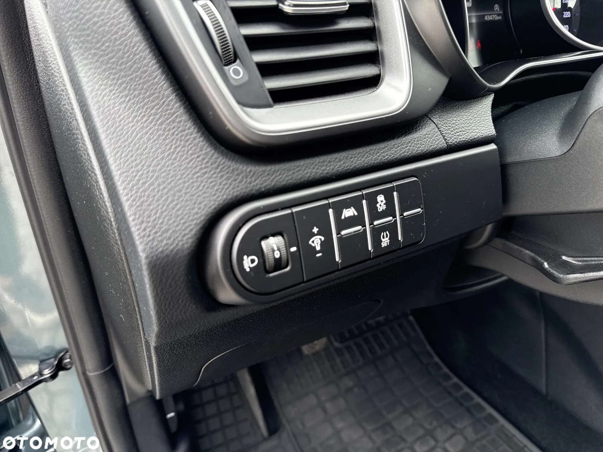 Kia Ceed 1.5 T-GDI M - 20