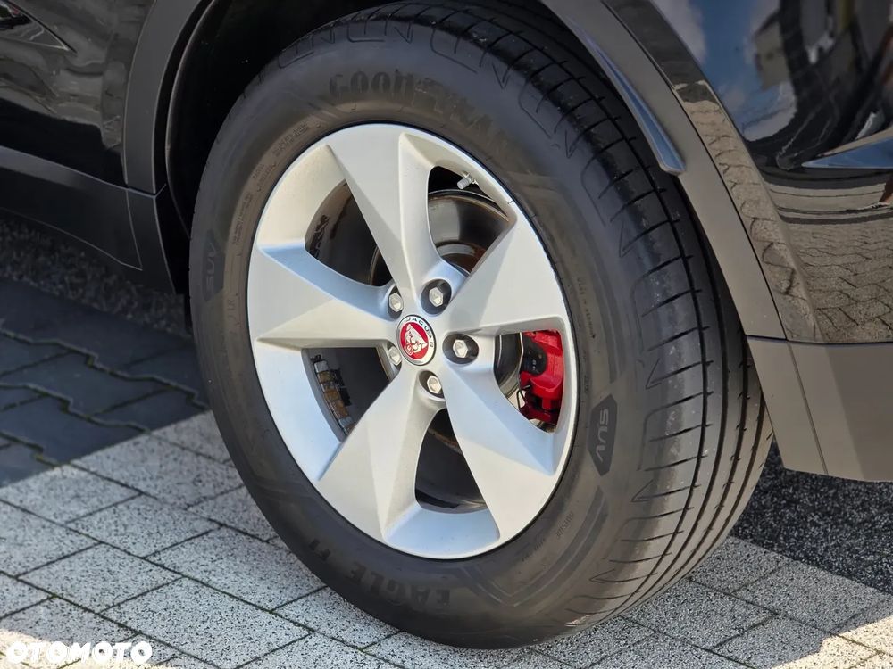 Jaguar E-Pace 2.0 i4P AWD R-Dynamic SE - 27