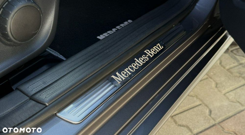 Mercedes-Benz Klasa A 180 BlueEfficiency Edition Style - 32