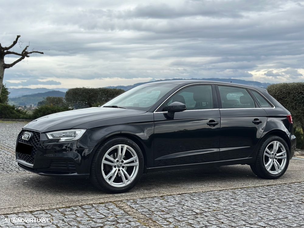 Audi A3 Sportback 1.6 TDI S tronic design - 5
