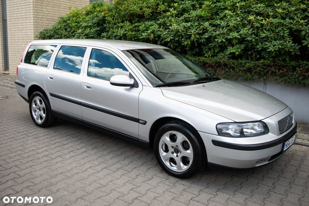 Volvo V70 2.4 Optima - 10