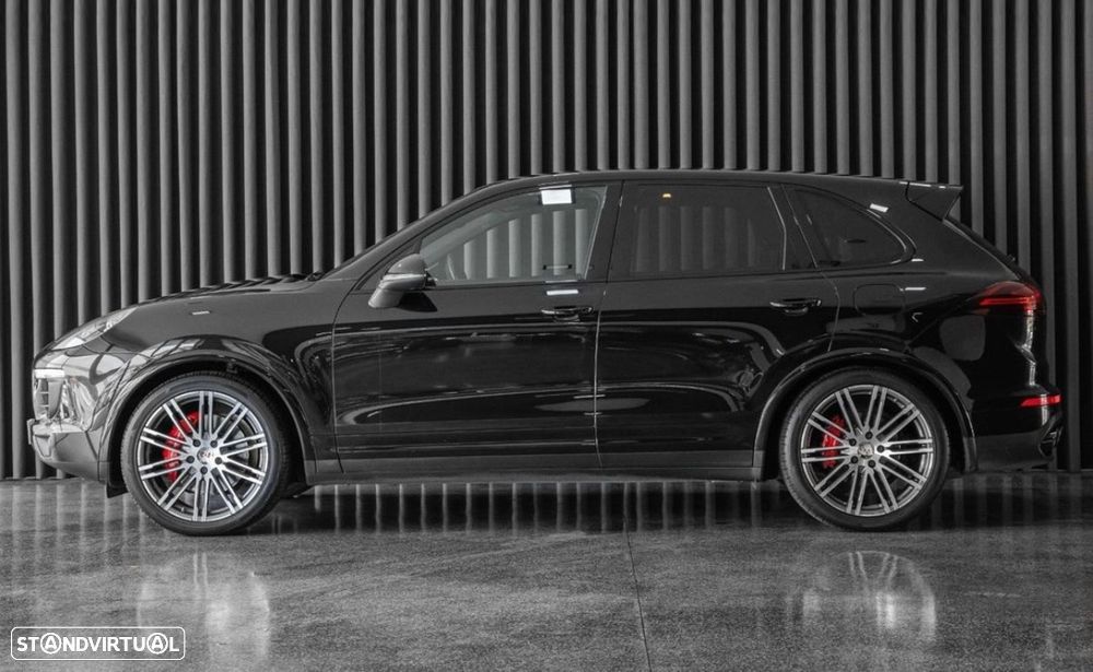 Porsche Cayenne S E-Hybrid Platinum Edition - 2