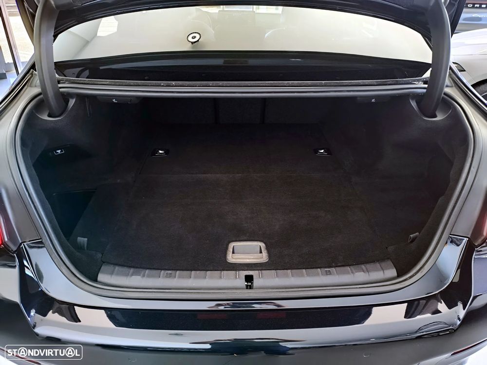 BMW 530 e Pack M — fotografia 10