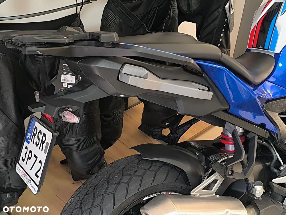 BMW XR - 9