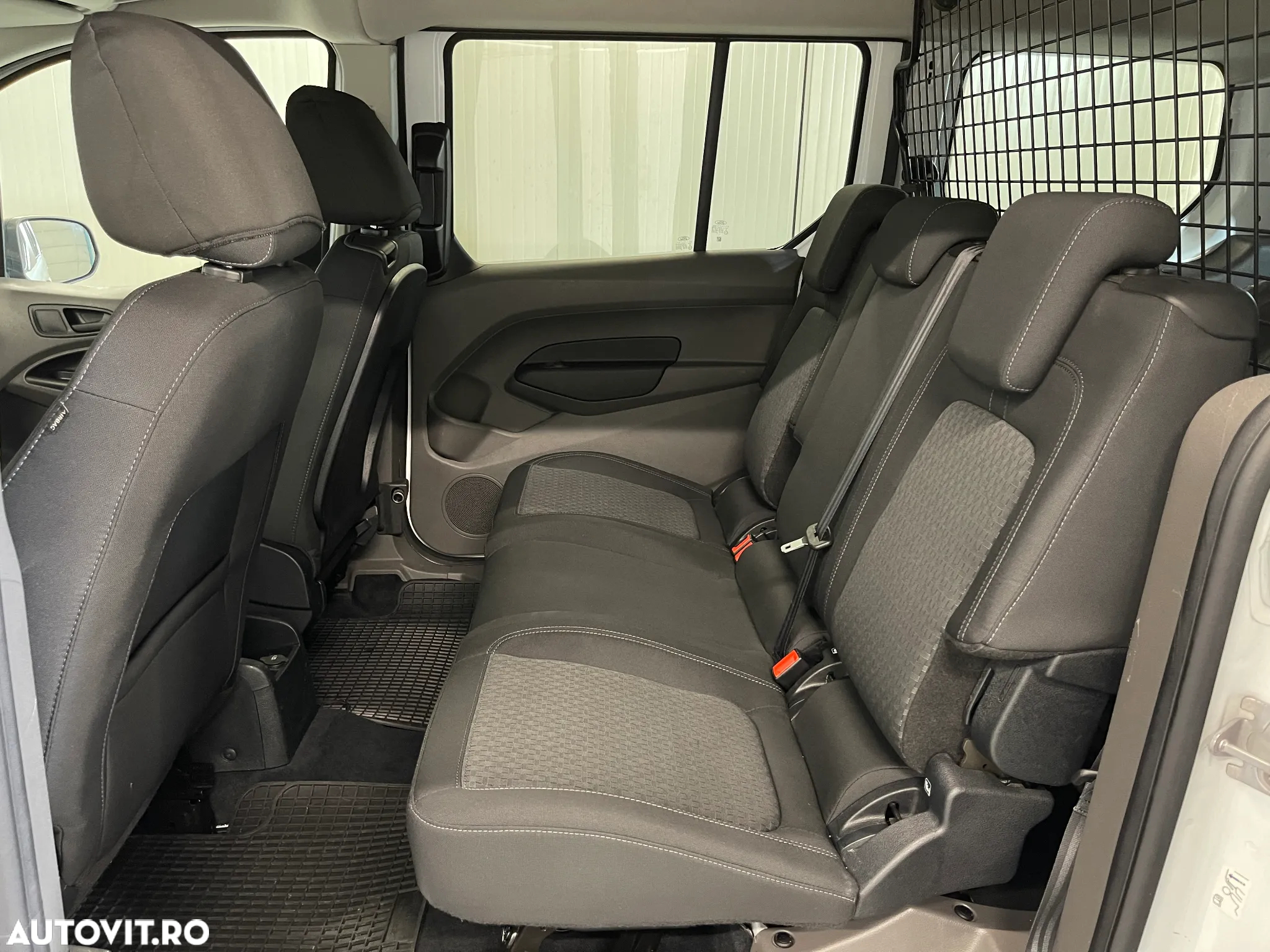 Ford Transit Connect 1.5 TDCI Combi Commercial LWB(L2) N1 Trend - 11