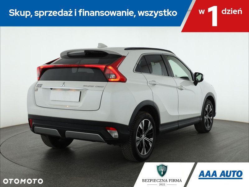 Mitsubishi Eclipse Cross - 7