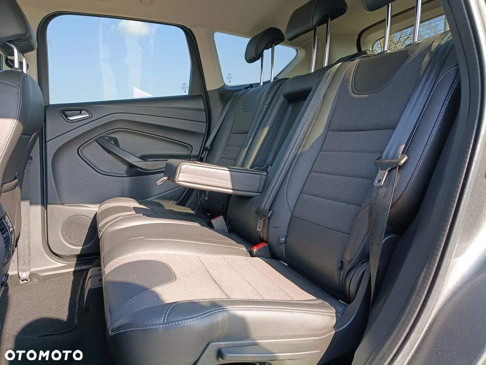 Ford Kuga 2.0 TDCi 4x4 Titanium - 14