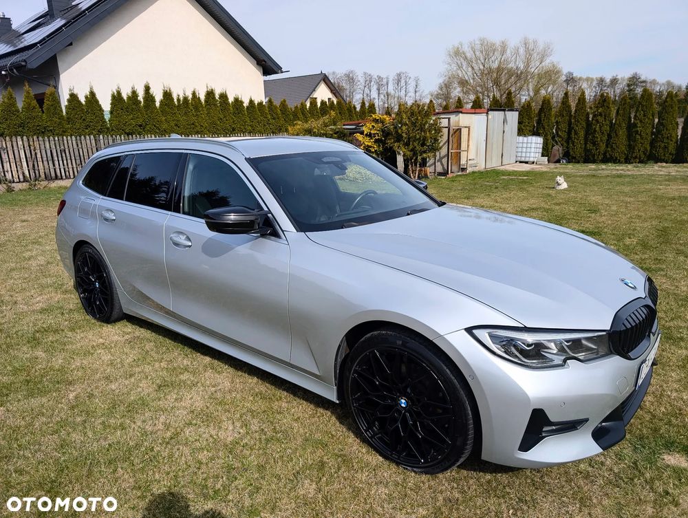 BMW Seria 3 318d Sport Line Shadow - 12