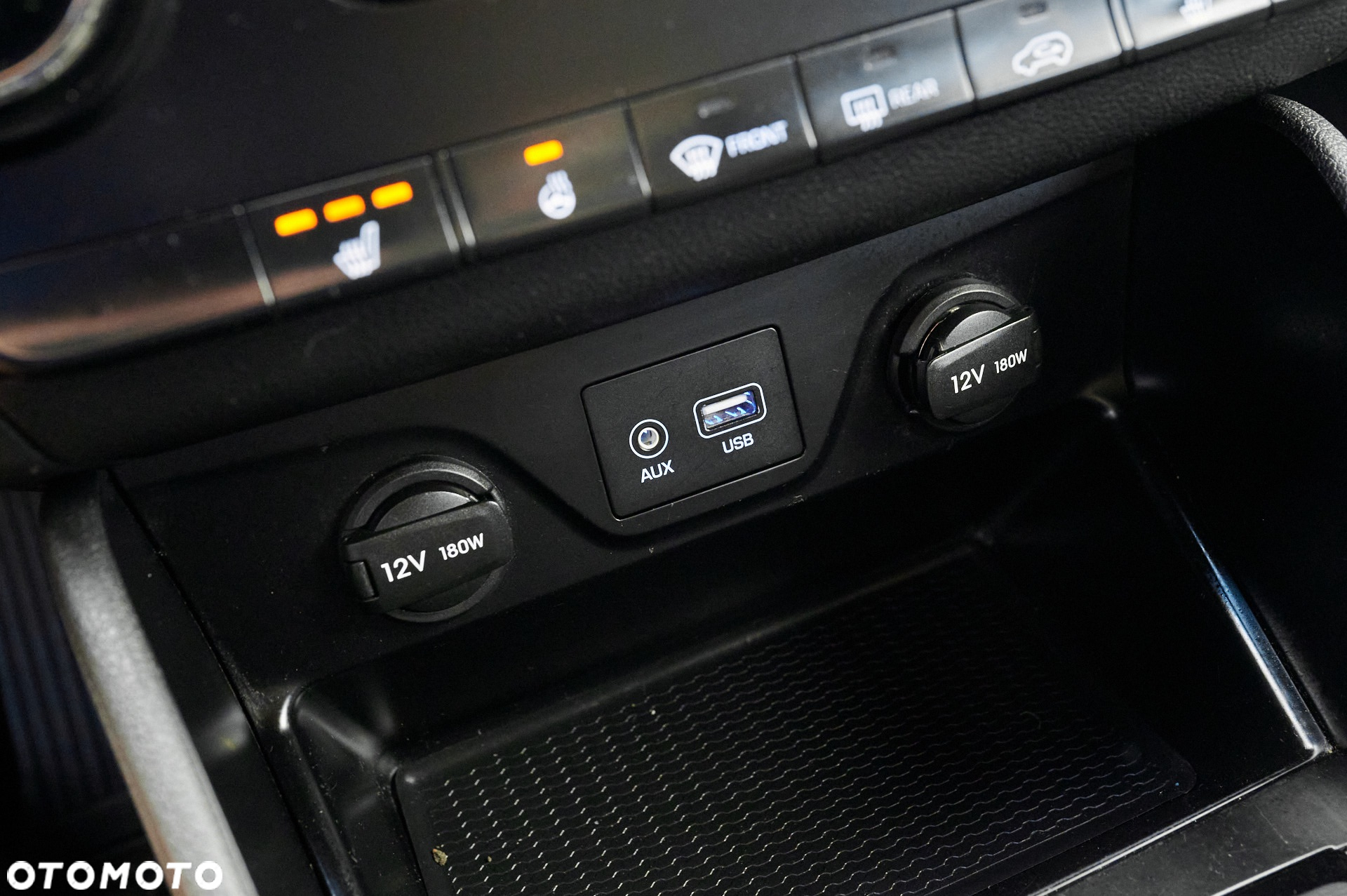 Hyundai Tucson 2.0 CRDi 4WD Automatik Trend - 38
