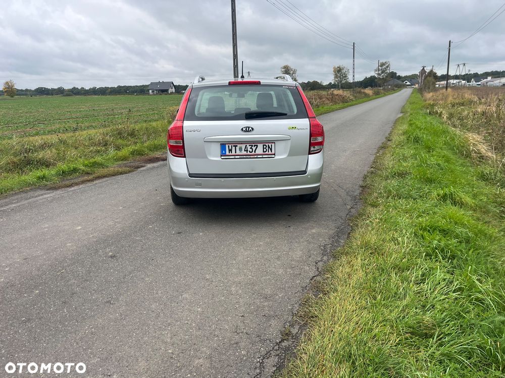 Kia Ceed - 18
