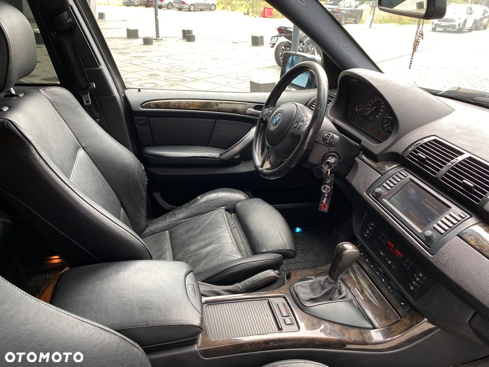 BMW X5 - 16