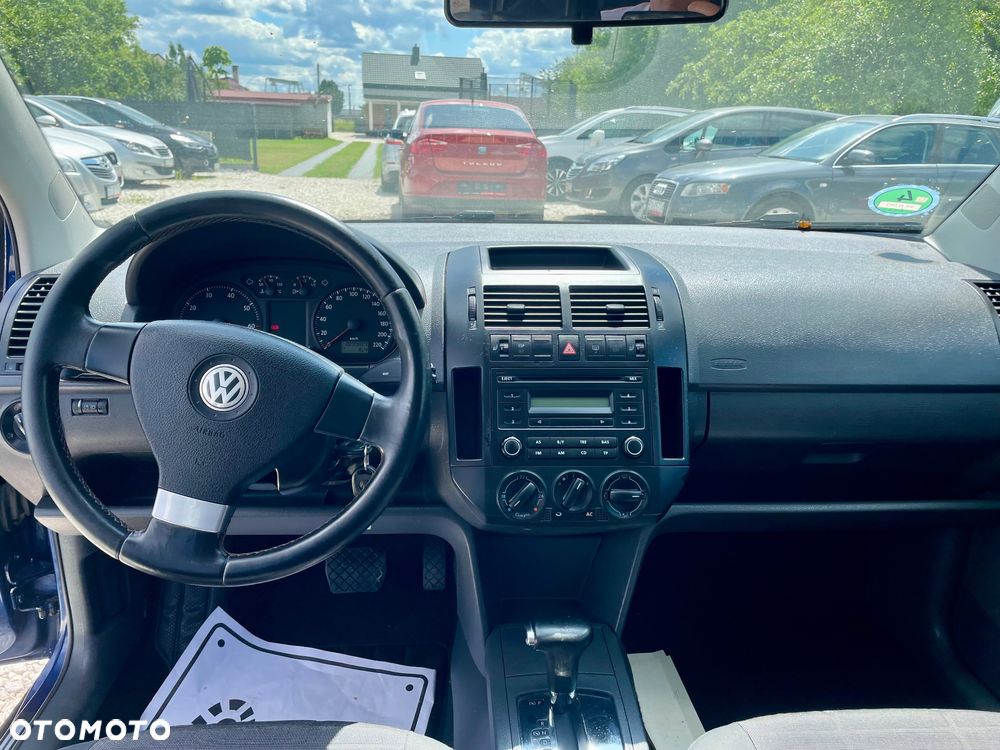 Volkswagen Polo - 31