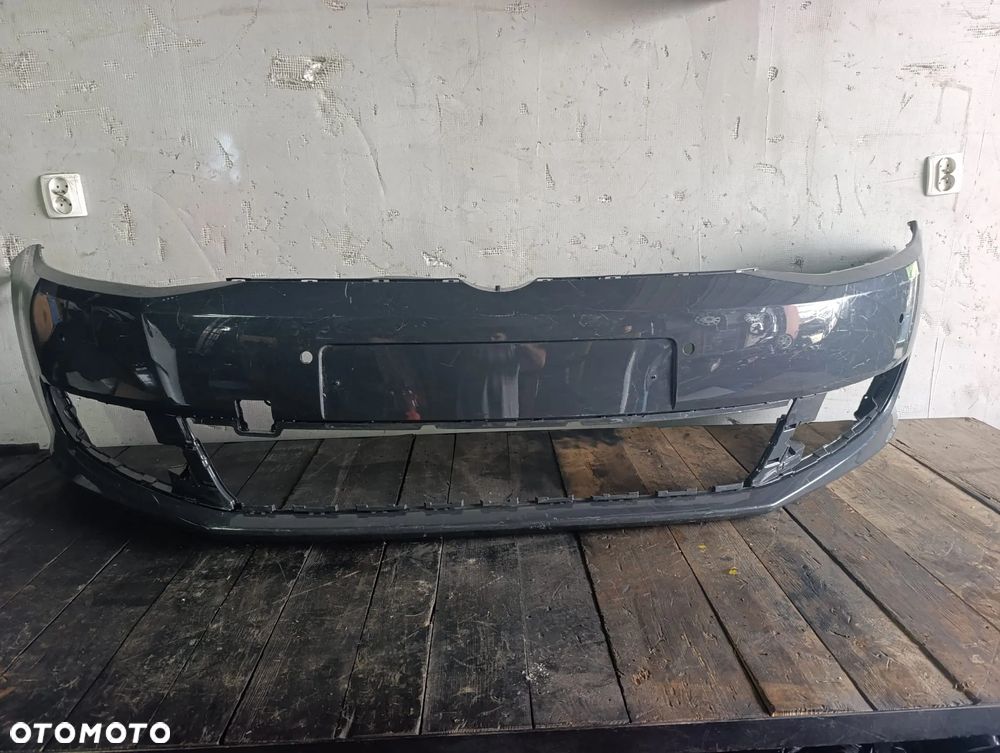 Volkswagen Sharan Zderzak przedni 7N0807221A 7N0807217