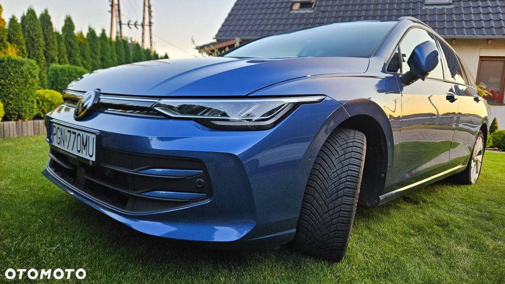 Volkswagen Golf 1.5 TSI Life Plus - 1