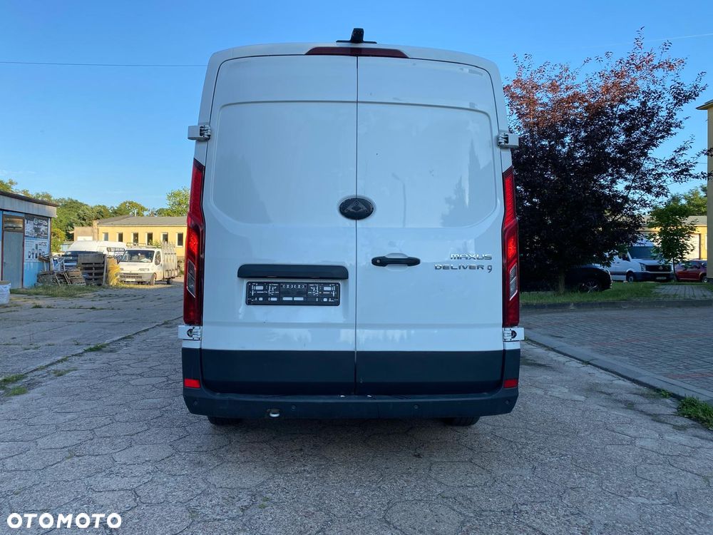 Maxus Deliver 9 - 34